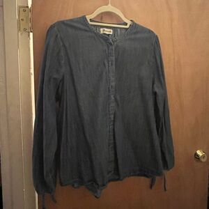 Chambray blouse with tie sleeves